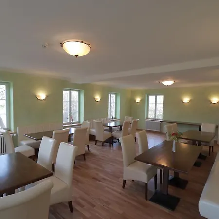 Inn Schloss Hohenfels / Gaestehaus 7. Himmel