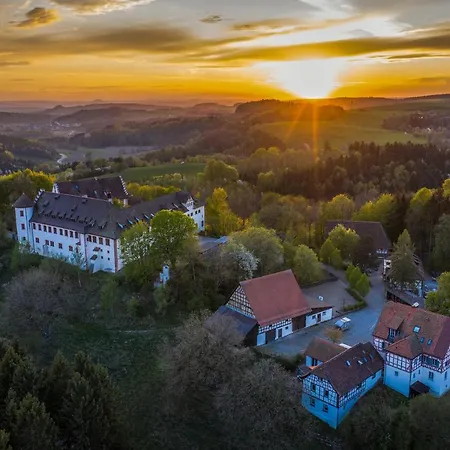 Schloss Hohenfels / Gaestehaus 7. Himmel Inn Hohenfels (Baden-Wurttemberg)