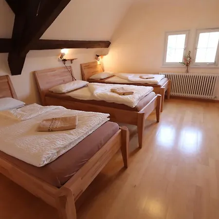 Schloss Hohenfels / Gaestehaus 7. Himmel Inn