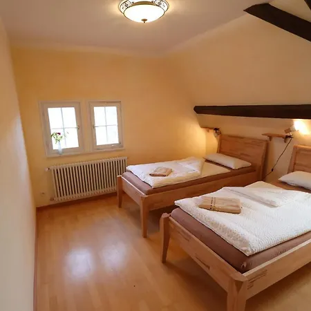 Inn Schloss Hohenfels / Gaestehaus 7. Himmel