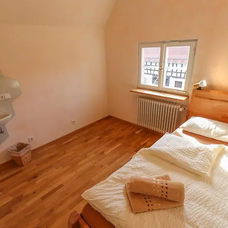 Inn Schloss Hohenfels / Gaestehaus 7. Himmel *